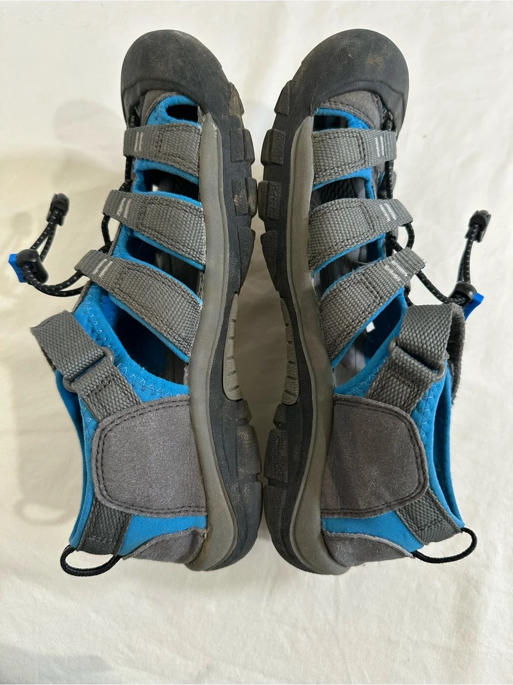 Keen Sandals Sz 6